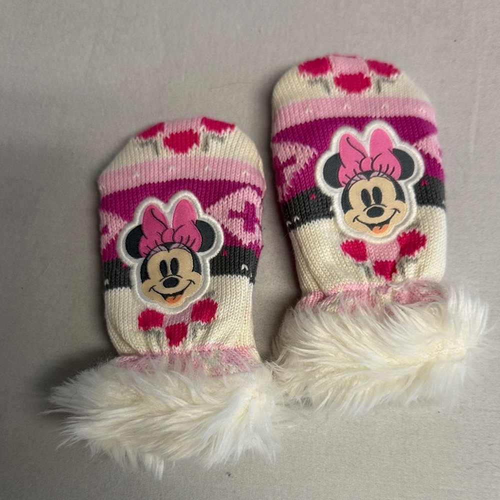 ⭐️ Disney Minnie - NWOT - Mouse Mittens - Pink and Cream/white